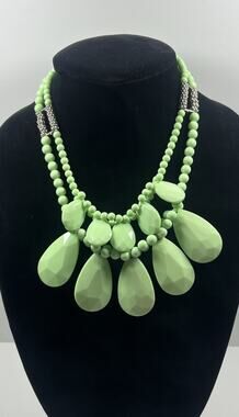 Vintage Charming Charlie Lt Green 2 Strand Bold Chunky Statement Necklace